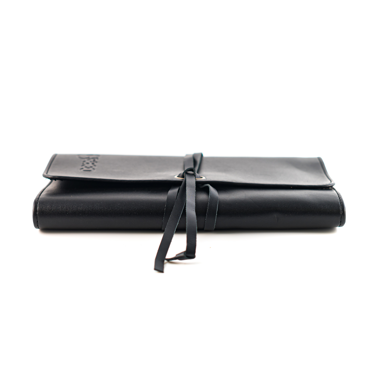 Trousse en cuir à fermeture lacet